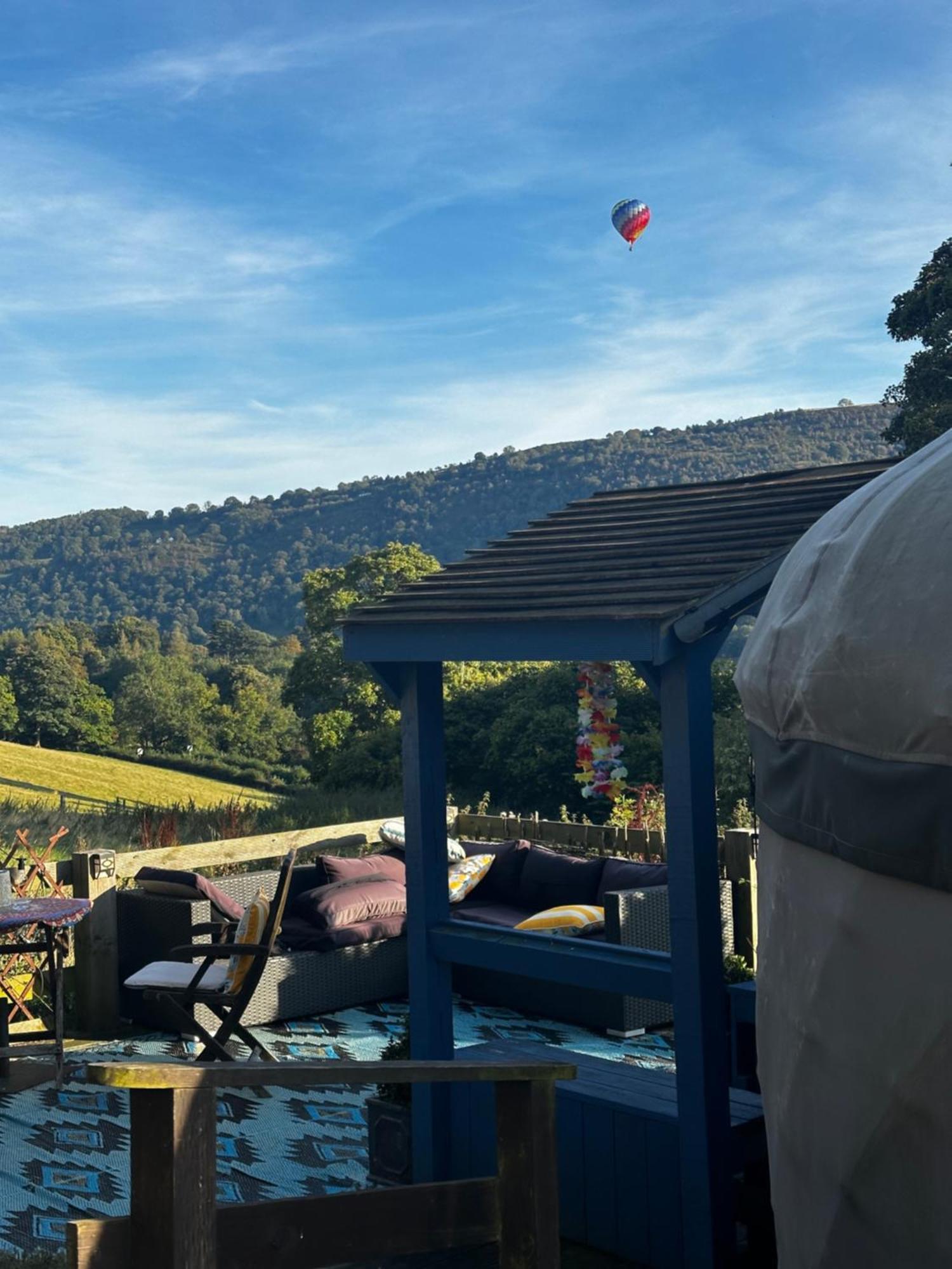 Sunbank Yurt Hotel Llangollen Bagian luar foto